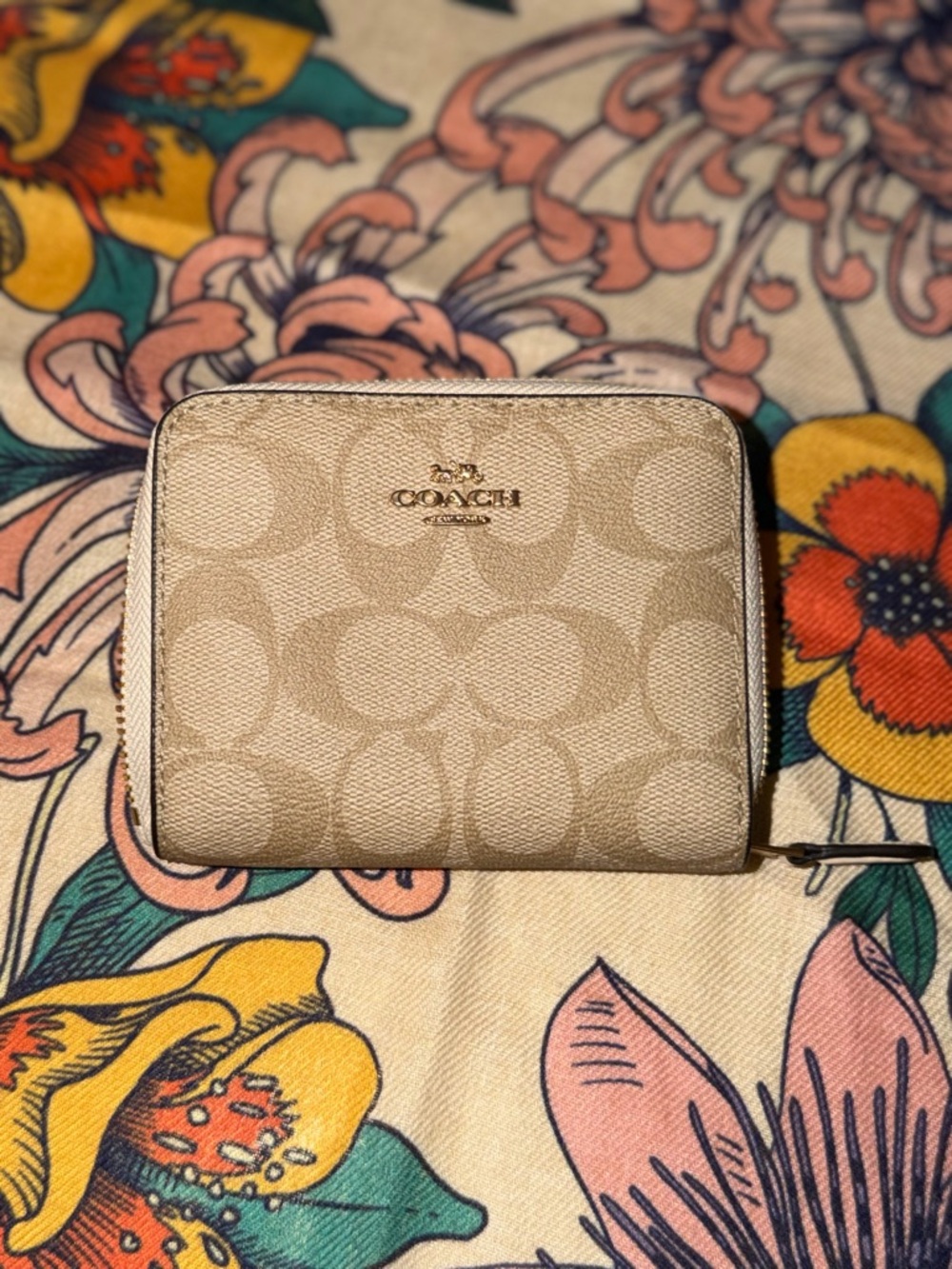 COACH Beige Signature Canvas Small Zip Card Holder